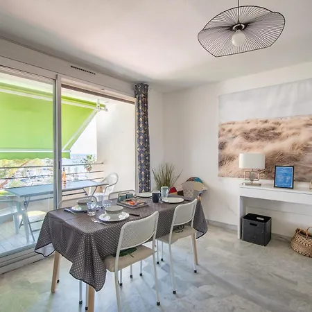 Reve Bleu Pyramide Vue Port Hyper Centre Wifi Parking Prive Gratuit Apartment La Grande-Motte