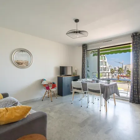Reve Bleu Pyramide Vue Port Hyper Centre Wifi Parking Prive Gratuit Apartment
