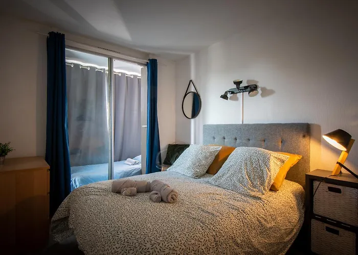 Apartament Reve Bleu Pyramide Vue Port Hyper Centre Wifi Parking Prive Gratuit *