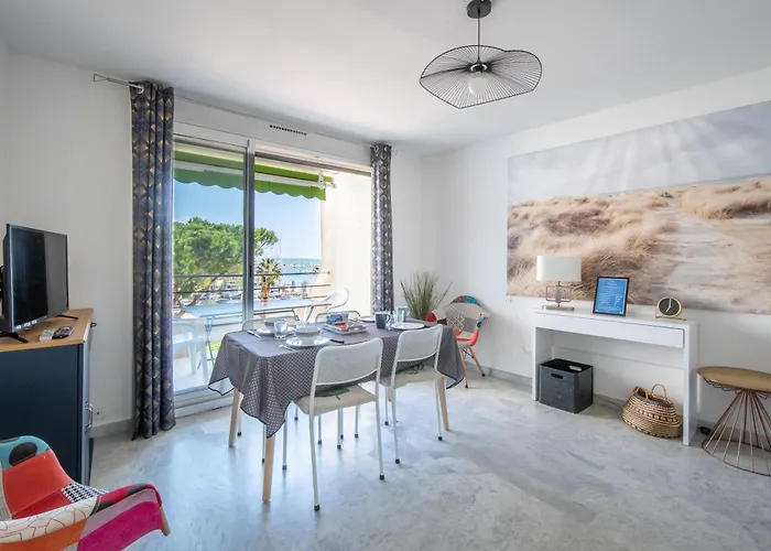 Reve Bleu Pyramide Vue Port Hyper Centre Wifi Parking Prive Gratuit La Grande-Motte